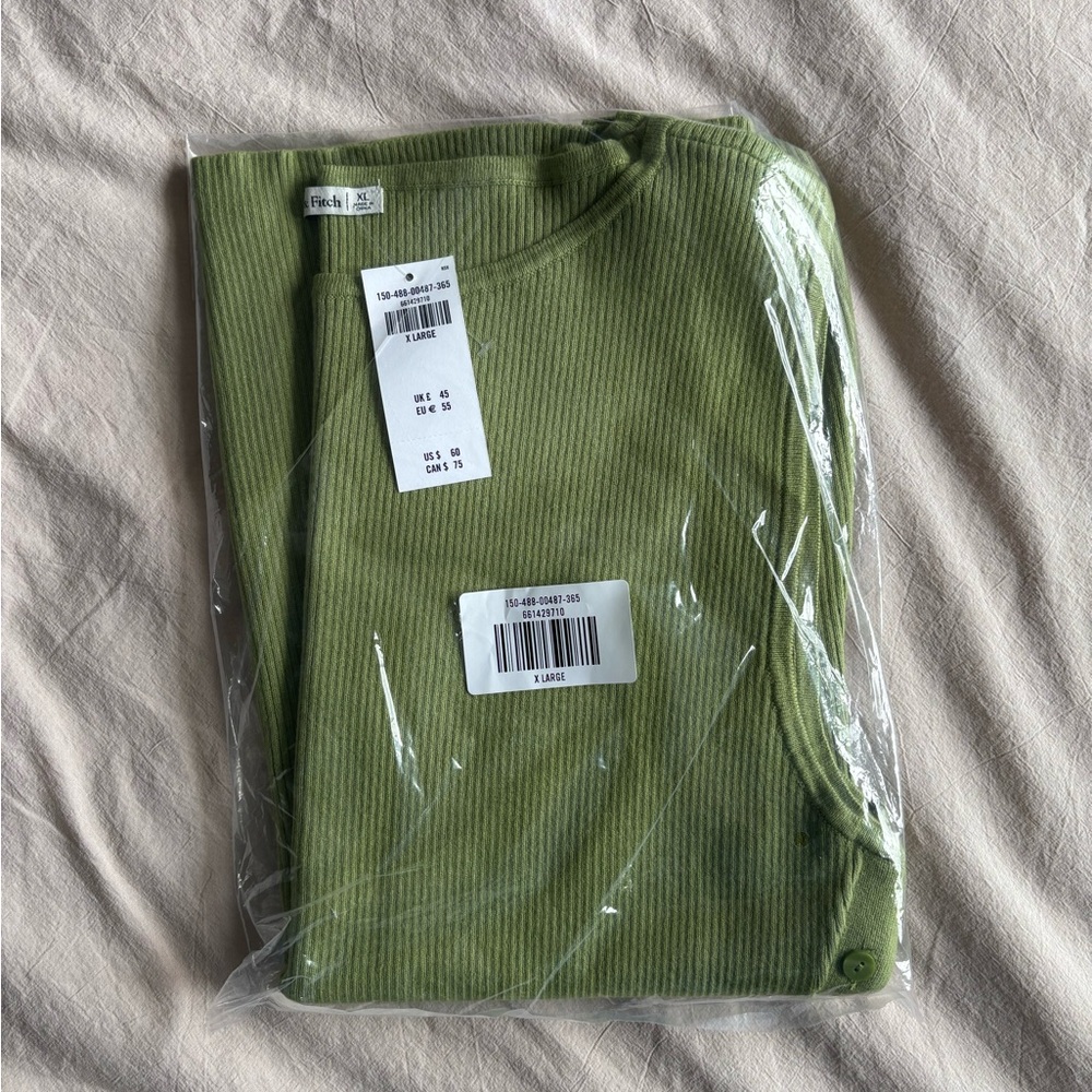 Abercrombie & Fitch Olive Green Ribbed Button-Trim Tank - Picture 2 of 3
